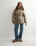 Nelly - Brun - Volume Precious Puffer Jacket