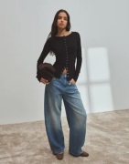 Nelly - Svart - Front Button LS Top