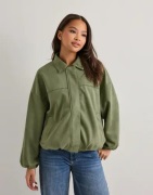 Nelly - Grønn - Puffy Pleat Brushed Jacket