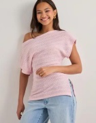 Nelly - Rosa - Crochet Slit Top