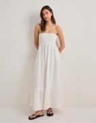 Vero Moda - Hvit - Awalisa Bandeau Ankle Dress Noos