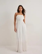 Nelly - Hvit - Summer Breeze Dress