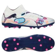 PUMA Future 7 Match MG Volume Up - Hvit/Blå/Poison Pink/Fizzy Melon