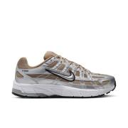Nike Sneaker P-6000 - khaki/Metallisk sølv/Sølv Kvinner
