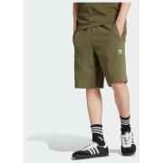 Adidas Original Essential Regular Shorts